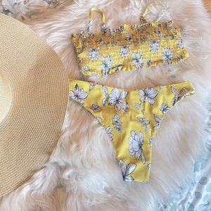 NEW floral smocked frill trim bikini MED